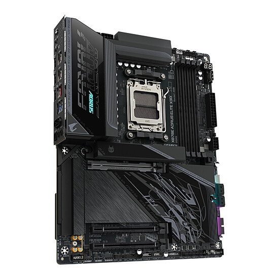 Carte mère Gigabyte X870E AORUS ELITE X3D - Autre vue