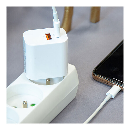 Chargeur Akashi Chargeur Secteur USB-C 15W + USB-A (Blanc) - Autre vue