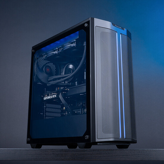 PC de bureau PC Gamer Hellfire - Win11 installé (version d'essai) - Autre vue