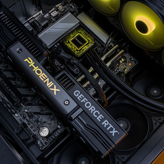 PC de bureau PC Gamer Hellfest Warzone - Win11 installé (version d'essai) - Autre vue
