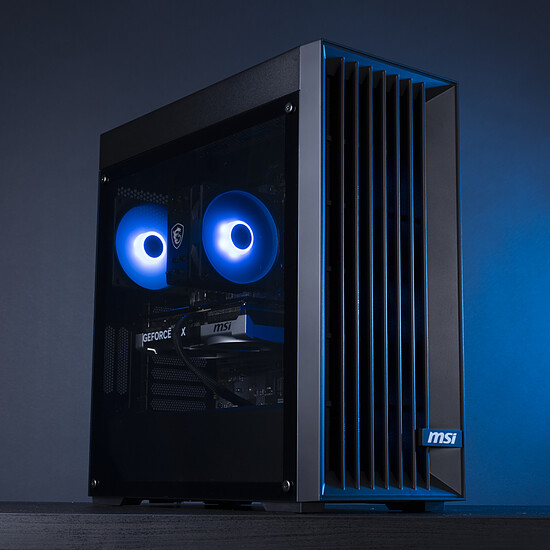 PC de bureau PC Gamer Pegasus - Win11 installé (version d'essai) - Autre vue