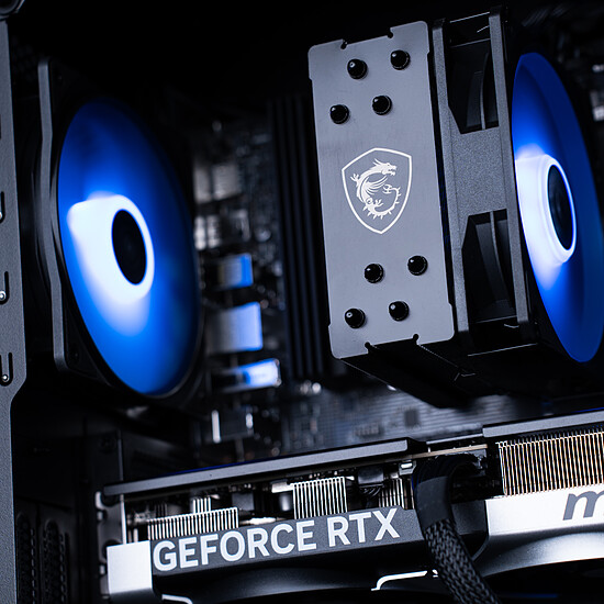 PC de bureau PC Gamer Pegasus - Win11 installé (version d'essai) - Autre vue