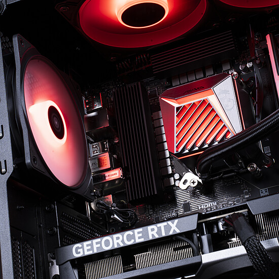 PC de bureau PC Gamer Horizon - Win11 installé (version d'essai) - Autre vue