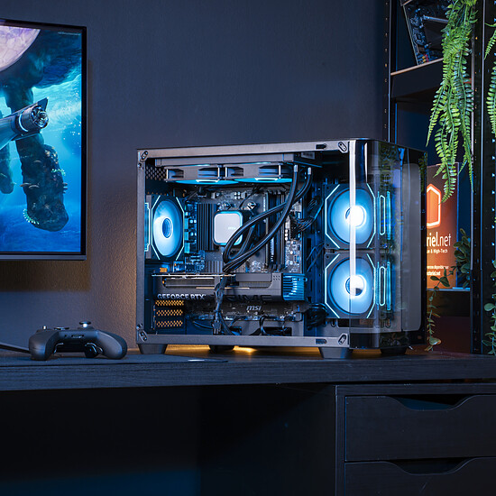 PC de bureau PC Gamer Sparkle - Win11 installé (version d'essai) - Autre vue
