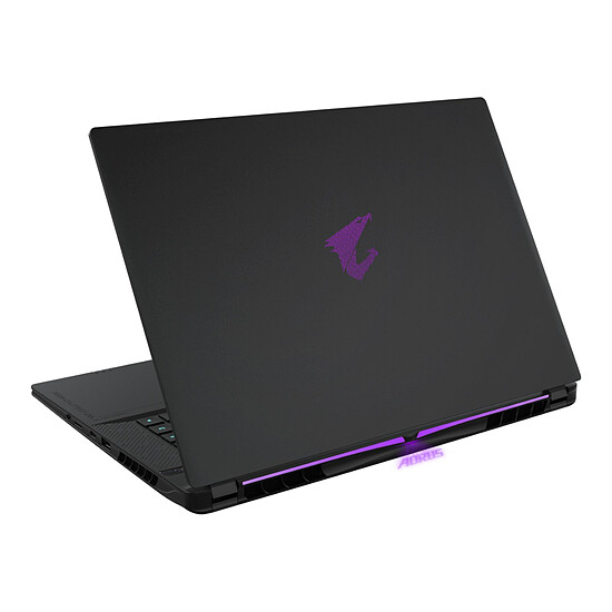 PC portable AORUS MASTER 16 Gen 2 6YJM5FRE65SP - Autre vue