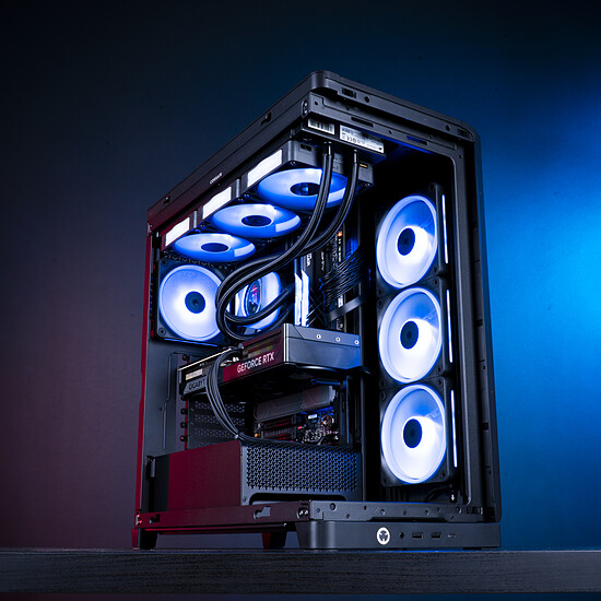 PC de bureau PC Gamer Valraven - Win11 installé (version d'essai) - Autre vue