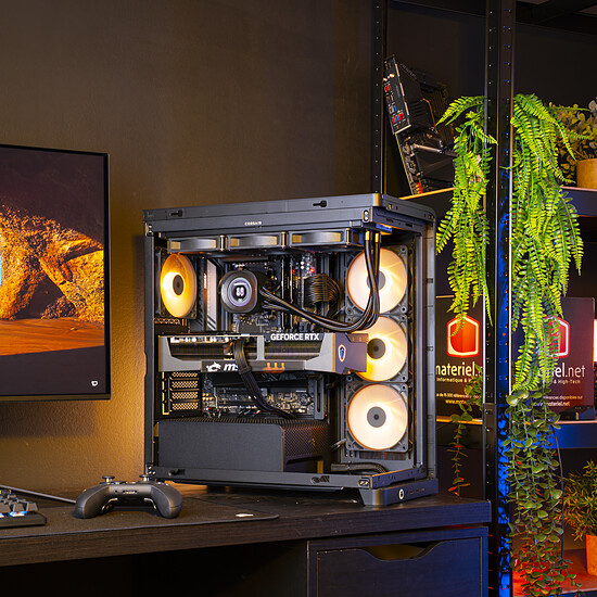 PC de bureau PC Gamer Ultimate - Win11 installé (version d'essai) - Autre vue