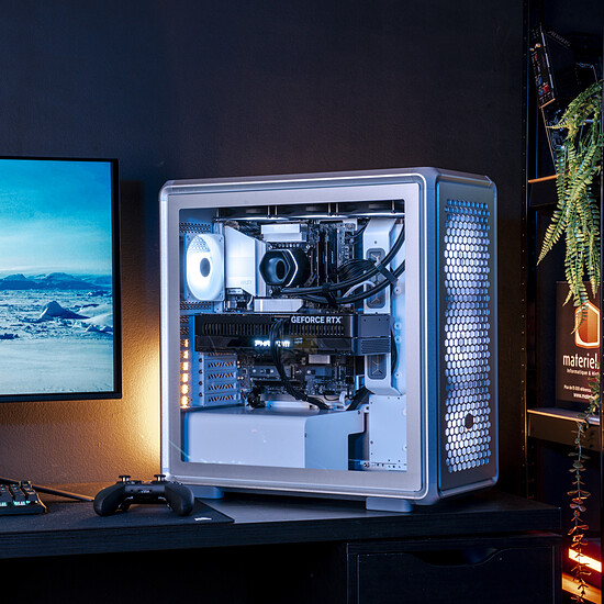 PC de bureau PC professionnel Solar IA - Win11 installé (version d'essai) - Autre vue