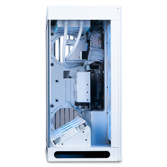 PC de bureau PC Gamer Celeste - Win11 installé (version d'essai) - Autre vue
