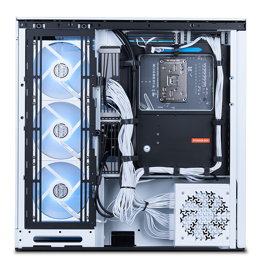PC de bureau PC Gamer Celeste - Win11 installé (version d'essai) - Autre vue