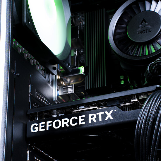PC de bureau PC Gamer Backstab - Win11 installé (version d'essai) - Autre vue